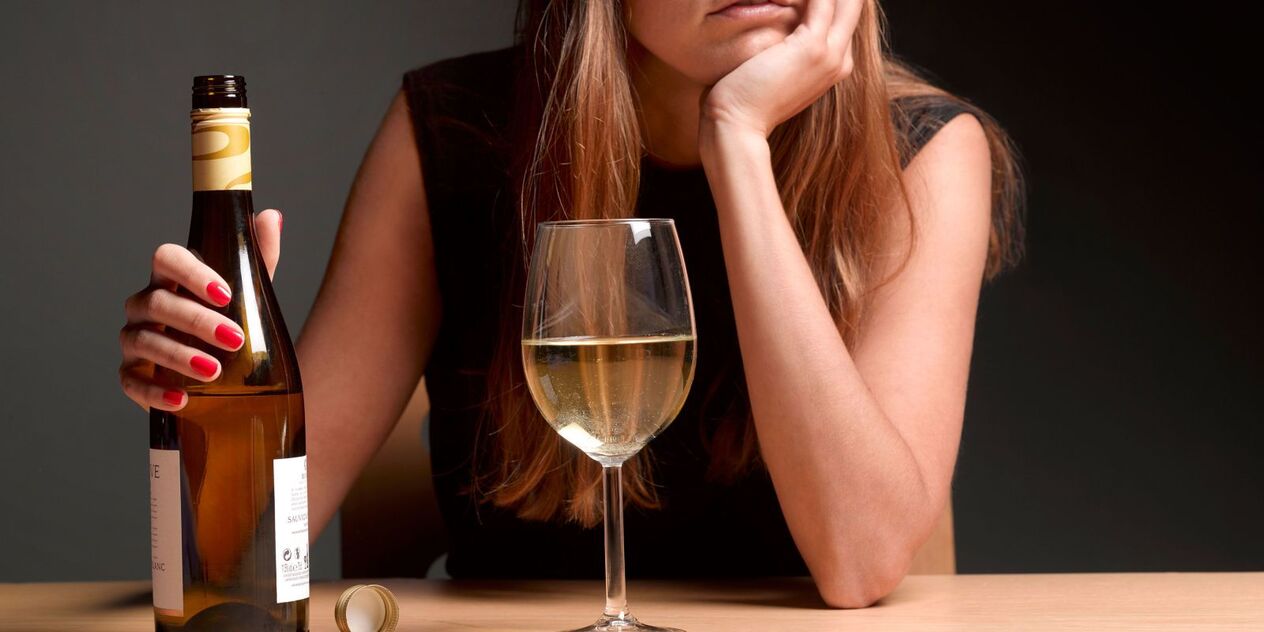 el alcoholismo femenino es más peligroso